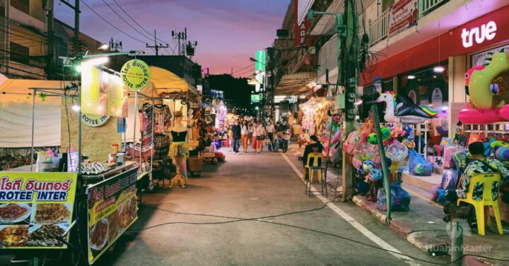 ตลาดโต้รุ่งหัวหิน Hua Hin Night Market